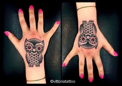 owl hand tattoo -vittoria tattoo